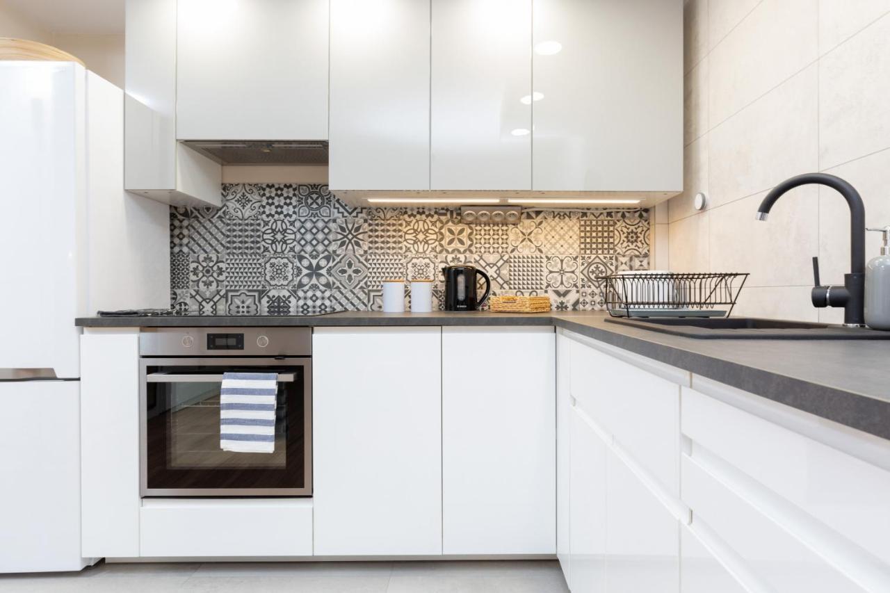Apartment Krolewska By Renters