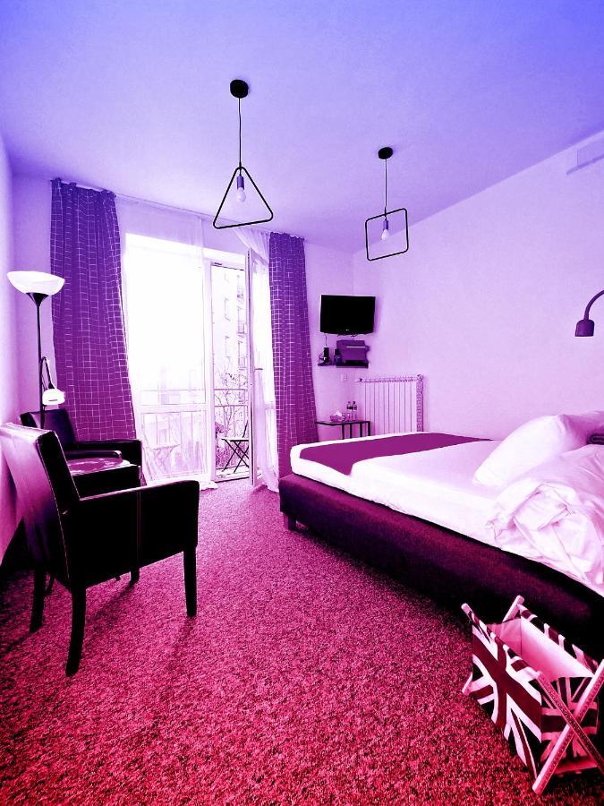 Pastel Guest * Warsaw