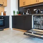 P&O Business Serviced Apartments Cybernetyki