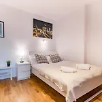 Rent like home - Złota 65