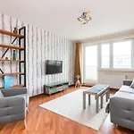 Rent Like Home - Lucka 15