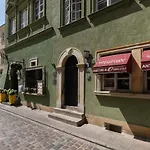 Rent Like Home - Piekarska 6