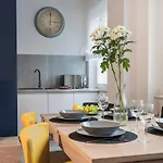 Nowogrodzka 38 Serviced Apartments