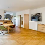 Silent Apartment Center