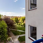 Silent Apartment Center