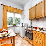 Zbawiciela Square P&O Serviced Apartments