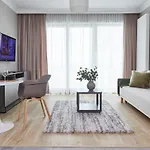 Metro Imielin Apartments