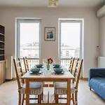 Apartment Metro Politechnika