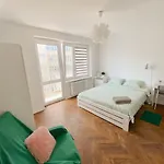 Halo Green