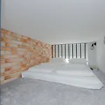 4 Eco Apart Chateau Jagiellonska 22 Warszawa Old Town