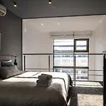 Qbik Loft Modern Apartment