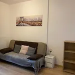 Newburg Apartments Wolska