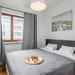 Chill Apartments Airport Residence
