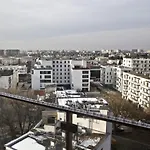 Triton Park Accommodation By P&O Serviced Apartments