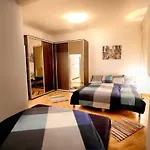 Big&Comfy- Golden Apartments- Old Town