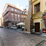 Rynek Starego Miasta 19