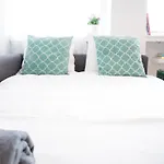Sunny Apartment