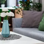Apartment Hoza City Center By Noclegi Renters