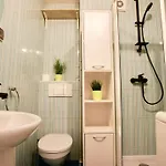 Mlociny Metro Apartment 2