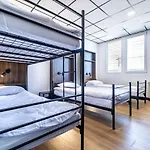 Vola Hostel