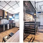 Vola Hostel