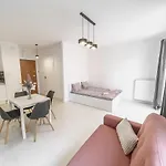 Cozy And Spacious-Golden Apartment-City Center&S42