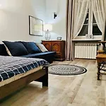 Cozy Room In The Old Town