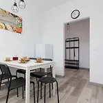 Kamienica Stanislawa Augusta Warszawa By Noclegi Renters