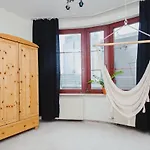 Lucka Rooms