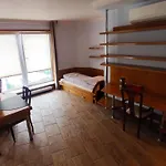 Studio 4
