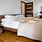 P&O Serviced Apartments Bukowinska