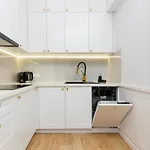 Apartamenty Ogrodowa Business Wola By Renters Prestige