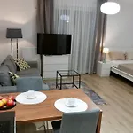 Branickiego 23 Apartment close to Medicover&Paley