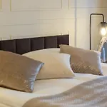 Awangarda Apartment Warsaw Ochota By Renters Prestige