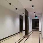 Exclusive 2Br! Apartment In Center +Netflix +Gym