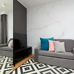 Tessan\'S Suite Mokotow By Renters Prestige