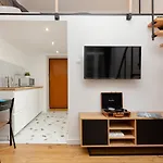 Mezzanine Studio Lwowska Srodmiescie By Noclegi Renters