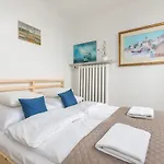 P&O Apartments Grzybowska 9