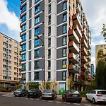 Sienna 65 Premium Apartment With Parking In Warsaw By Renters Prestige