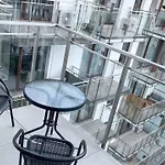 Comfortable 1-Room Apartment Close To The Center