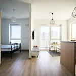 Bizapartments - Modern Flats With Parking