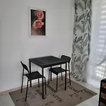 Apartament Zorzy przy Instytucie Kardiologii Anin