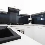 Plac Grzybowski Apartment