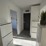 Una Apartments - Niedzwiadek