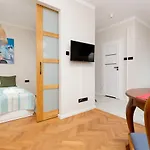 Apartment Warsaw Wiktorska By Noclegi Renters