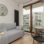 Forum Wola Jana Kazimierza Apartment By Noclegi Renters