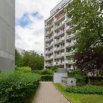 Central Apartment Solec Wilanowska By Noclegi Renters