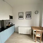 Brand New Apartment In Perfect Location