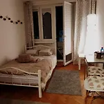 Apartament Plac Trzech Krzyzy