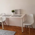 Apartament Plac Trzech Krzyzy